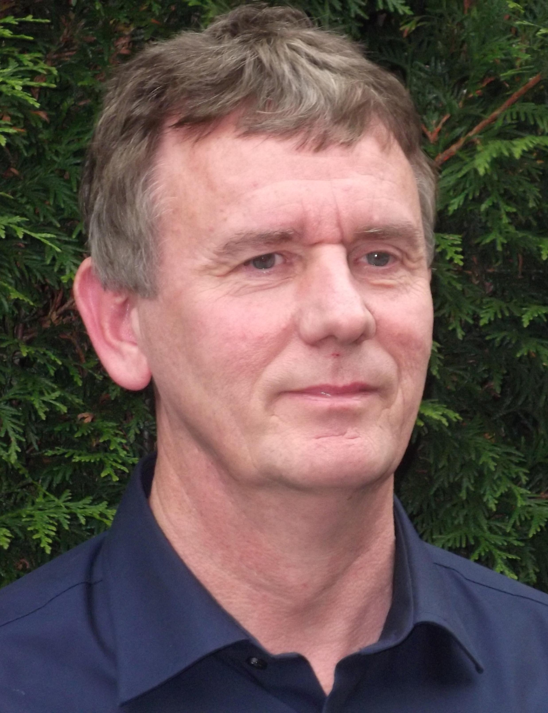 Hans-Jürgen  Paulus