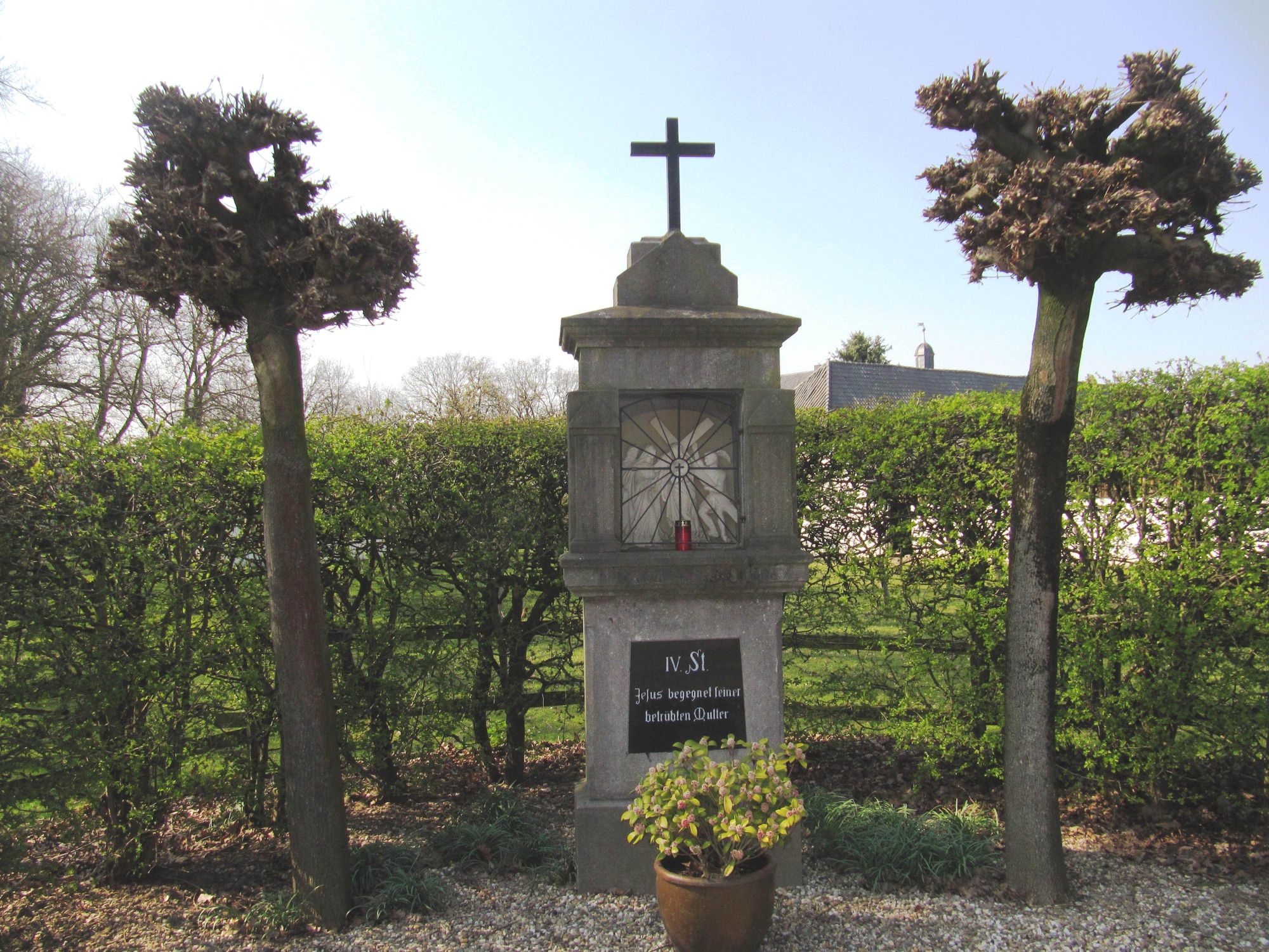 Die 14 Episoden des Podcasts öffnen an den Kreuzwegstationen mit aktuellen Fragen ein Fenster in die Gegenwart.