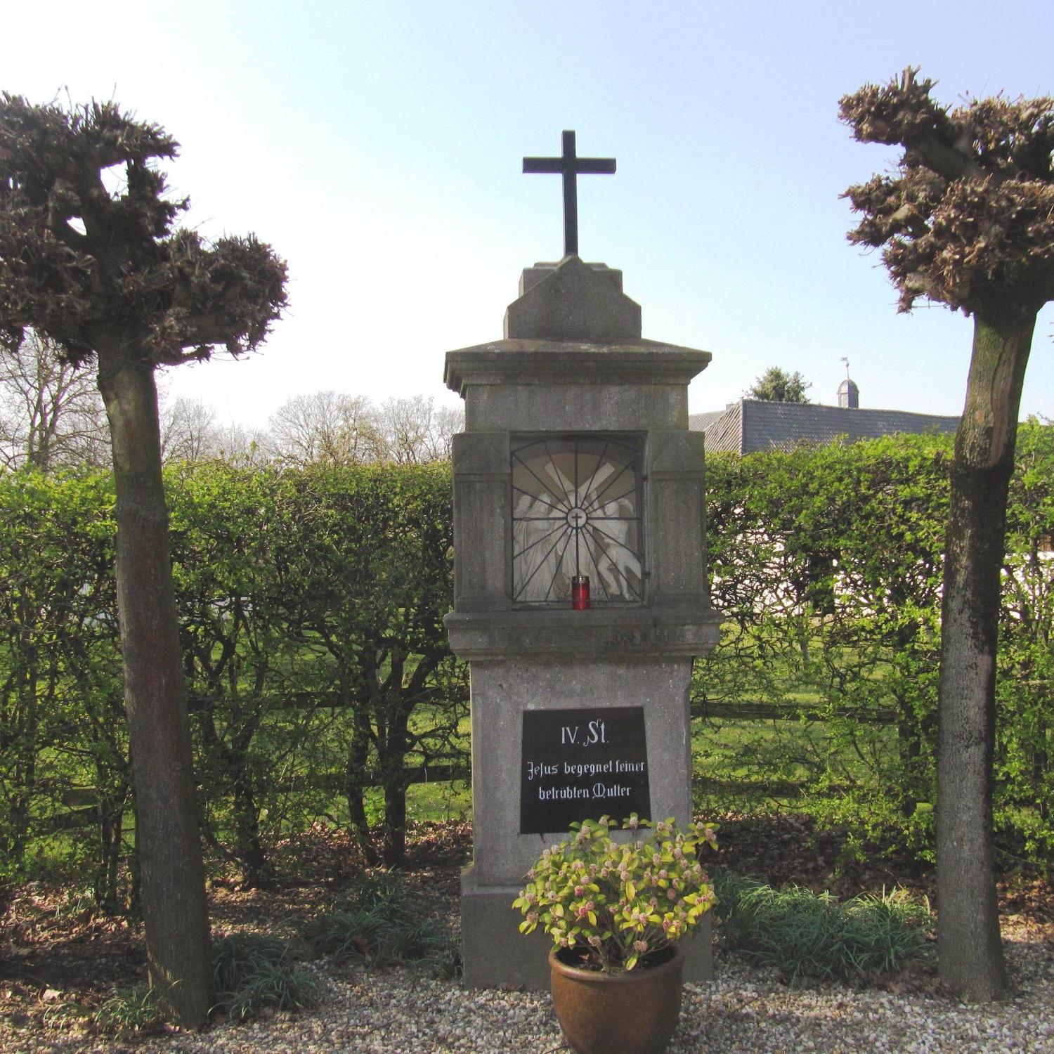 Die 14 Episoden des Podcasts öffnen an den Kreuzwegstationen mit aktuellen Fragen ein Fenster in die Gegenwart.